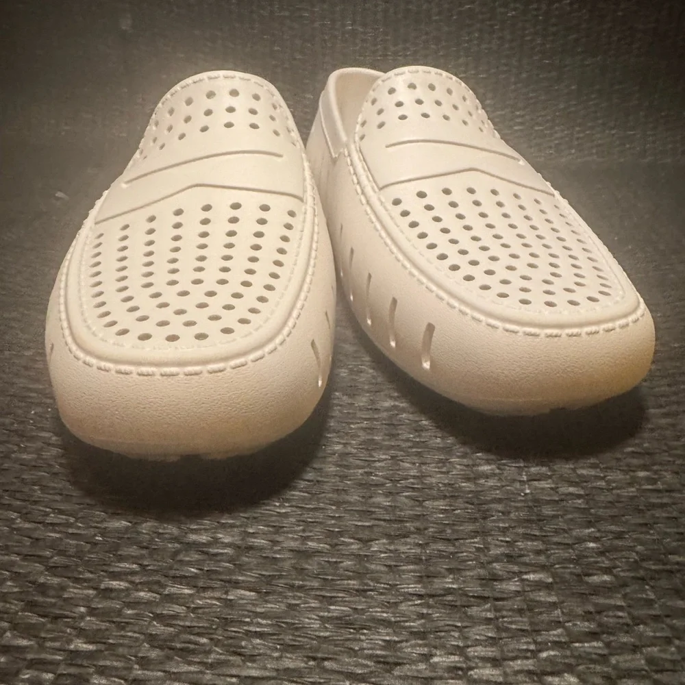 Floafers Country Club Foam Shoes